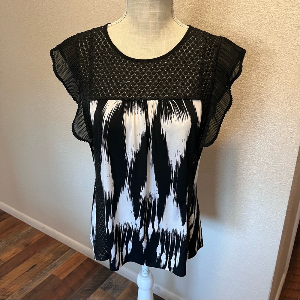 Worthington - Petite Black and White Women's Top - Size PM